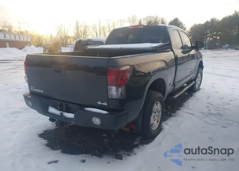 2010 Toyota Tundra Double Cab Sr5 из США, поврежденный, VIN 5TFUM5F1XAX005993